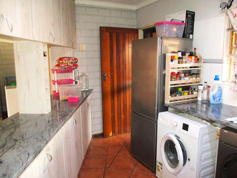 4 Bedroom Property for Sale in Langenhovenpark Free State